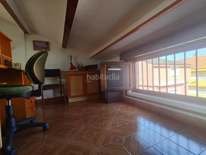 Foto dbd29d00-014a-4470-a4a4-ae2972a3544c. Casa adosada adosado de 4 alturas a pasos del mar en morro de gos 170.000! en Oropesa del Mar