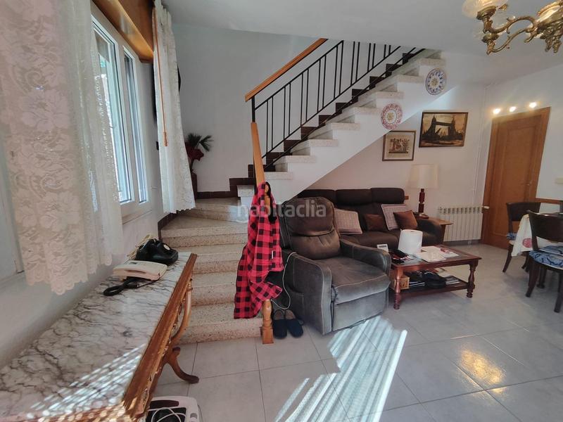 Foto f9b462dd-a2c2-4b67-b98c-5ceb5438d2de. Casa adosada adosado de 4 alturas a pasos del mar en morro de gos 170.000! en Oropesa del Mar