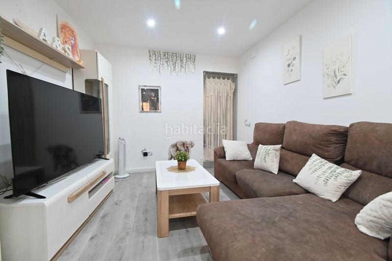 Foto ccc56010-3a51-41c7-9f13-d37a9afa01f0. Maison jumelée avec cheminée chauffage dans La Geltrú-Sant Jordi Vilanova i la Geltrú