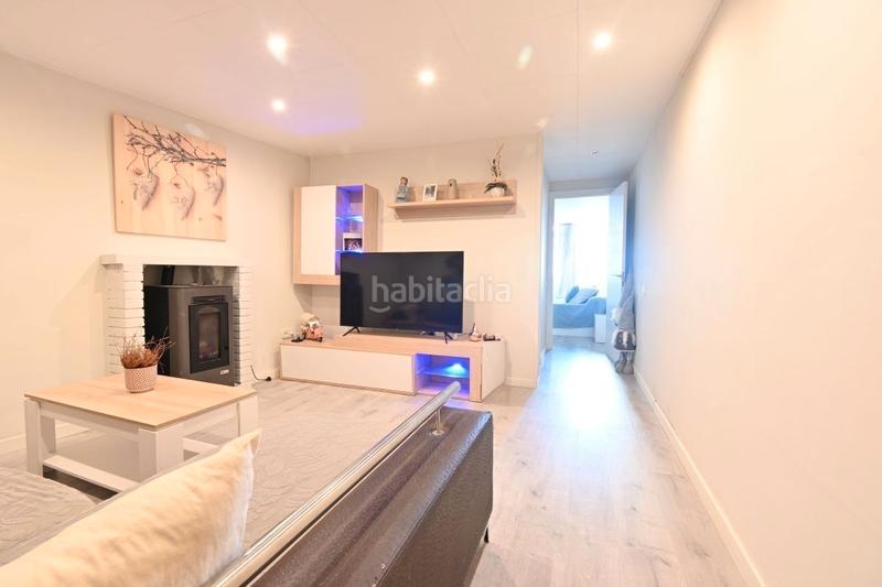 Foto e94d1621-0e64-43f9-9cbd-54cf2a63db52. Maison jumelée avec cheminée chauffage dans La Geltrú-Sant Jordi Vilanova i la Geltrú