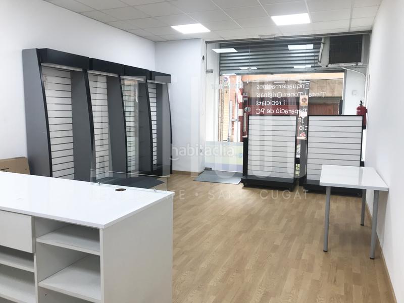 Foto e7fdc265-a5c5-4622-8607-7f5ef62d09dc. Alquiler local comercial céntrico local comercial en Sant Cugat del Vallès