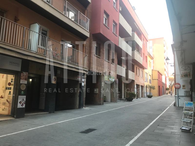 Foto 0d854219-8f3e-43fe-bd8a-b62035619ac4. Lloguer local comercial amb calefacció a Centre - Estació Sant Cugat del Vallès