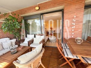 Attique  Carrer de josep puig i cadafalch