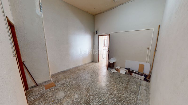 Foto f1e11892-e089-41af-8096-2d7b7aa66de2. Local comercial a Busot