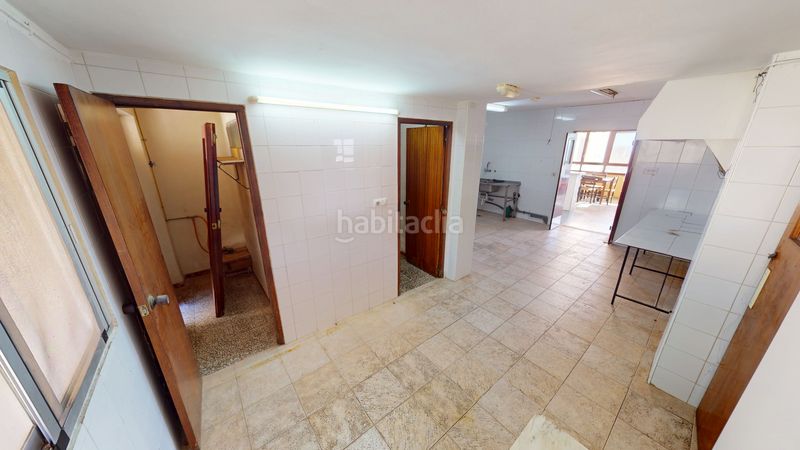 Foto f3744edf-7cb3-40a2-bbf3-887e520c911a. Local comercial a Busot
