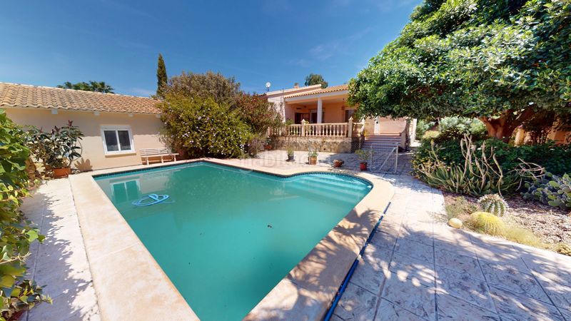 Foto f9667a47-9acc-4e4b-bf8e-c6e458a21902. Chalet en Valle del Sol Mutxamel