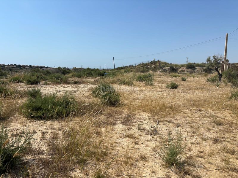 Foto d2aba968-d229-43b9-8886-a54dd79ae947. Xalet amb xemeneia a Bonalba-Cotoveta Mutxamel