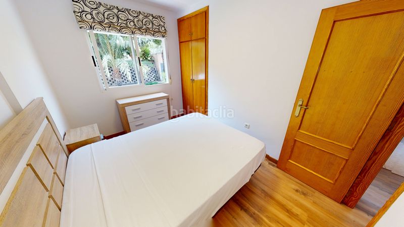Foto 2688ae1a-48d8-4d92-98ca-24a28b9a4219. Casa adossada amb piscina a Pueblo Acantilado-Lanuza Campello (el)