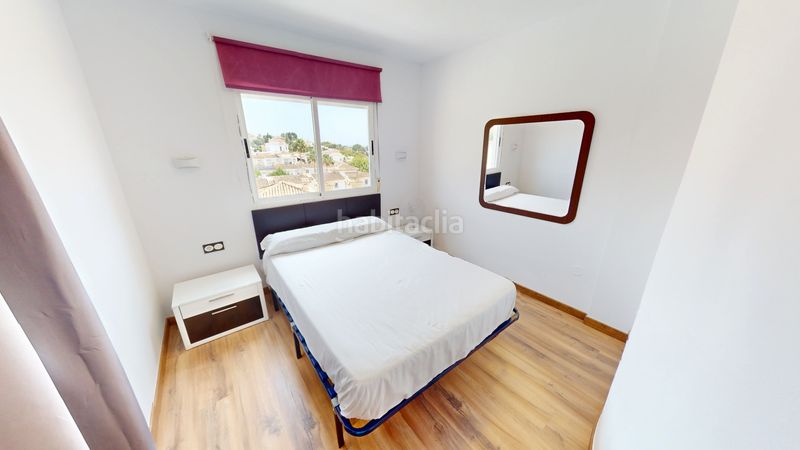 Foto 68210c05-df2e-4fce-8daa-15a6112fa3b5. Casa adossada amb piscina a Pueblo Acantilado-Lanuza Campello (el)