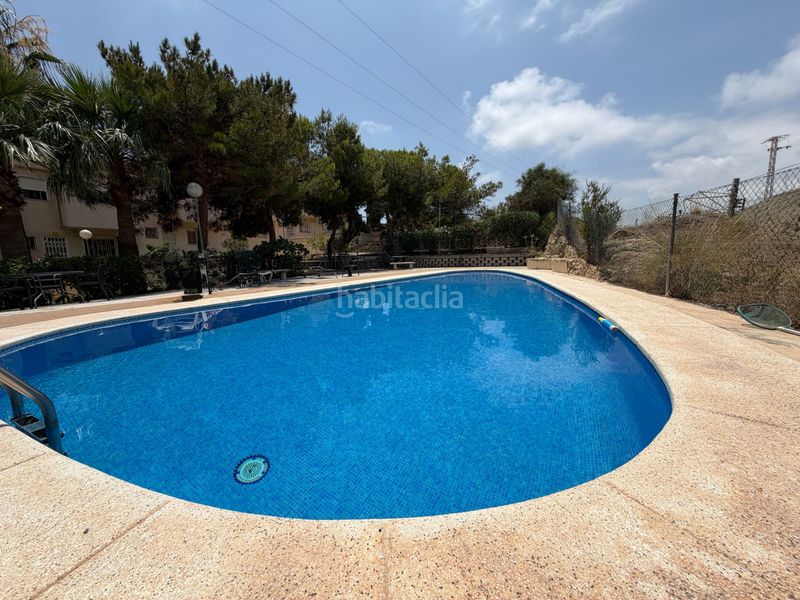 Foto 6fde18b1-611f-4c4a-8792-fc10c143b06f. Casa adossada amb piscina a Pueblo Acantilado-Lanuza Campello (el)