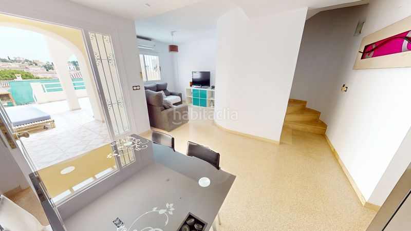 Foto 72a40191-f8ab-48c1-adec-082441e511e9. Casa adossada amb piscina a Pueblo Acantilado-Lanuza Campello (el)