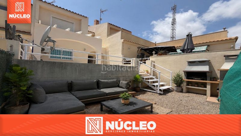 Foto 8c7962b5-a4d4-4d4f-bd60-92cf171e603a. Casa adossada amb piscina a Pueblo Acantilado-Lanuza Campello (el)