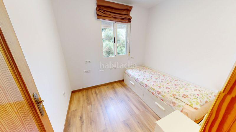 Foto cc529c3d-6939-4feb-9347-86eda7840278. Casa adossada amb piscina a Pueblo Acantilado-Lanuza Campello (el)