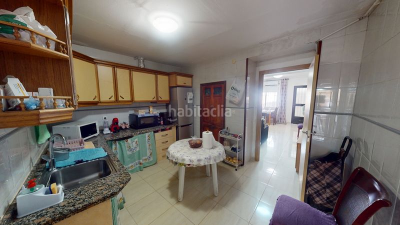 Foto 10961a51-8943-4aa1-9d8c-4e352702b3b6. Casa amb xemeneia a Centro Mutxamel