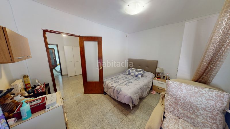 Foto 3343f98f-4bbc-4081-9c6e-33e7aec303f8. Casa amb xemeneia a Centro Mutxamel