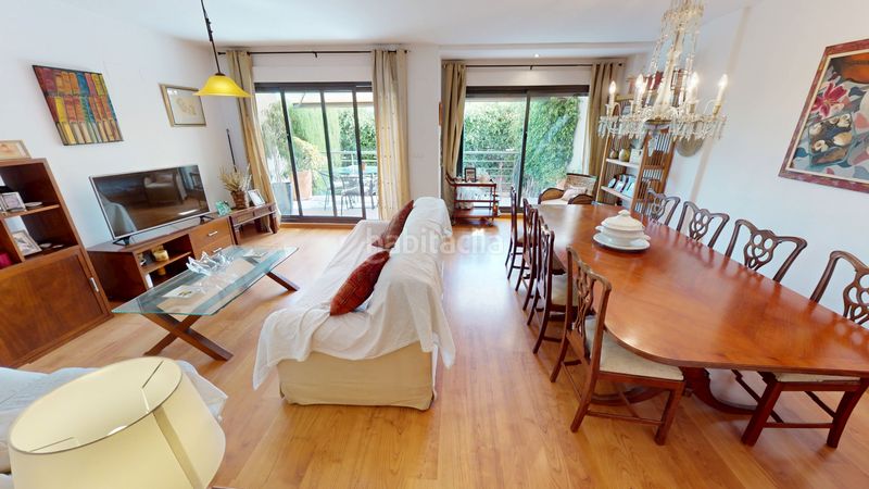 Foto a260d429-eb00-4bfd-b31d-a59074c9530a. Casa amb calefacció aparcament a Pueblo Español-Coveta Fumá Campello (el)