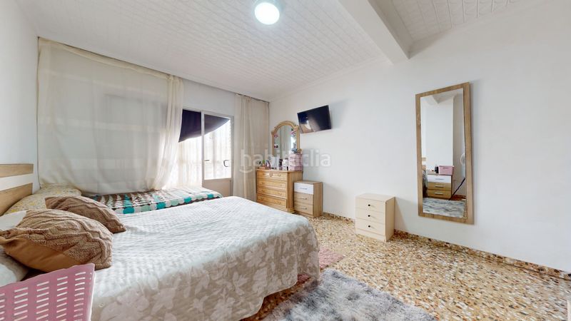 Foto 12c989d6-e04c-4ce9-b445-0d45781c63da. Casa amb xemeneia aparcament a Caudete
