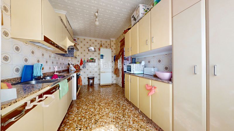 Foto 3d03b084-5619-4d84-bff1-8846059c3ddc. Casa amb xemeneia aparcament a Caudete