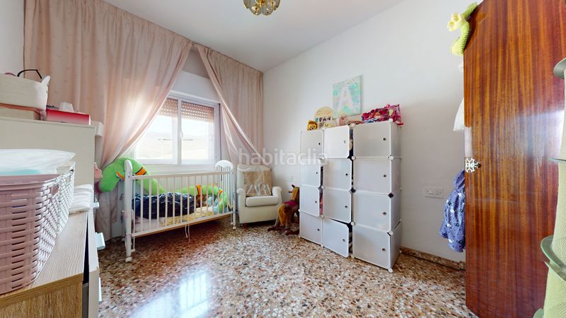 Foto 8d5f637d-0838-4520-b4ea-87b23bcb4565. Casa amb xemeneia aparcament a Caudete