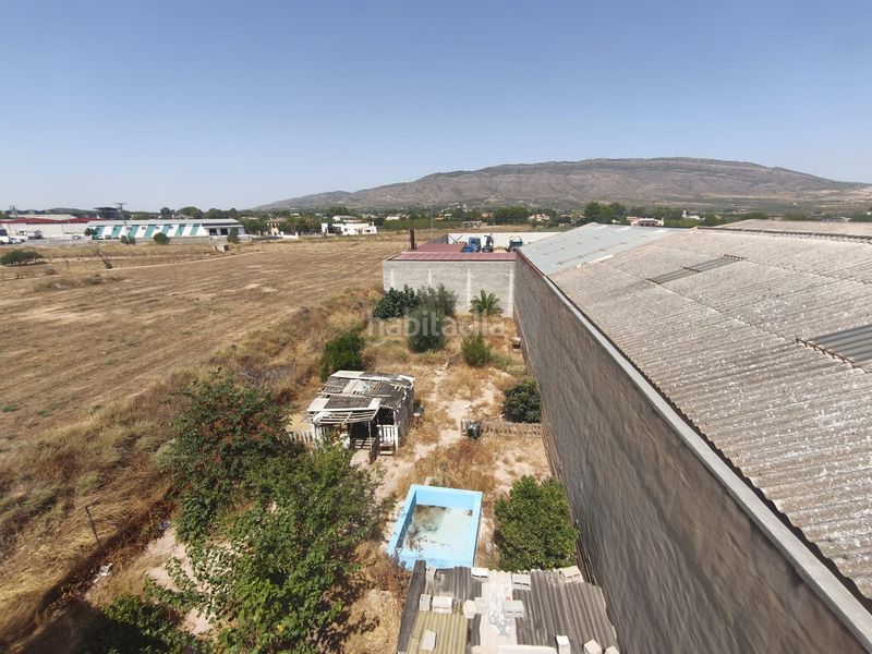 Foto 95eb5730-1602-43fb-883b-ac9c3db8b4bf. Casa amb xemeneia aparcament a Caudete