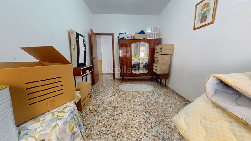 Foto d4d19359-f248-406f-8be1-64546fe9f3f0. Casa amb xemeneia aparcament a Caudete