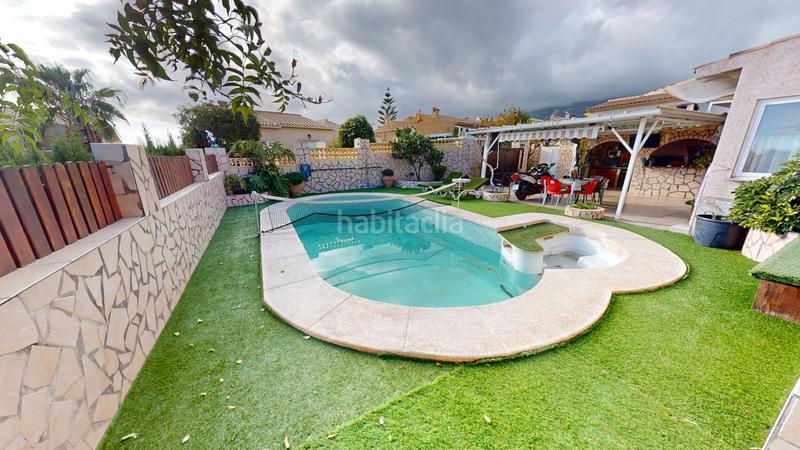 Foto f8a2982e-34a9-4047-90b2-6565f5502665. Chalet with parking pool in Coloma Nucia (la)