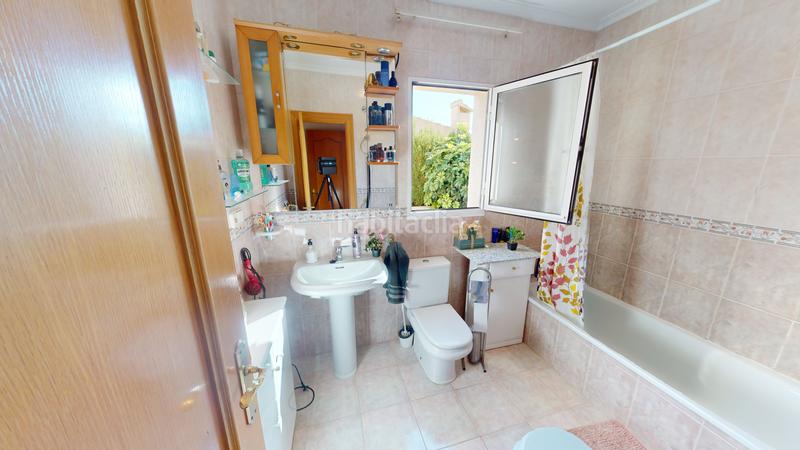 Foto a791dfa2-7d01-4ca1-a4ba-638321c34b1e. Chalet en Coloma Nucia (la)