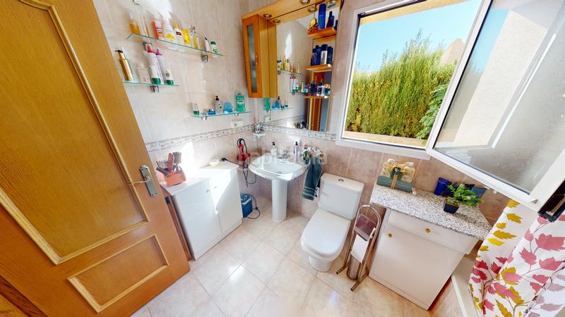 Foto 84f0c384-cf68-4ed2-9788-9bdd6e6f1a72. Chalet con parcheggio piscina in Coloma Nucia (la)