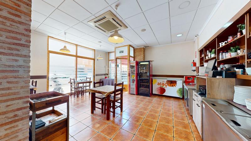 Foto 08e4ee79-ba9f-42bb-be2c-a2fbf6ffef74. Transfer business premise with heating in Centro Mutxamel