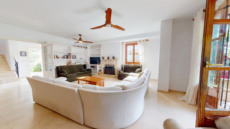 Foto b516eeb2-e695-4bcb-8504-2e4123593cce. Chalet with fireplace heating parking pool in Bonalba-Cotoveta Mutxamel