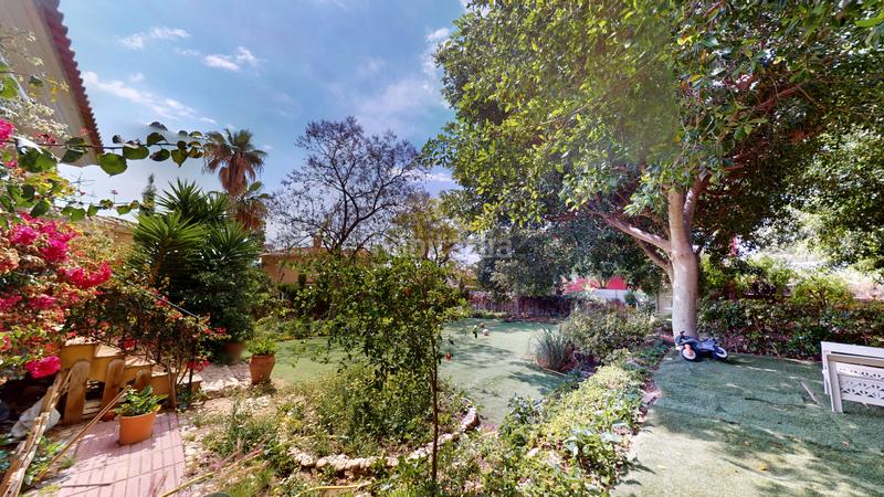 Foto 45dc16cc-3c54-41b4-af96-d3fc890e4572. Chalet con camino riscaldamento parcheggio piscina in Mutxamel