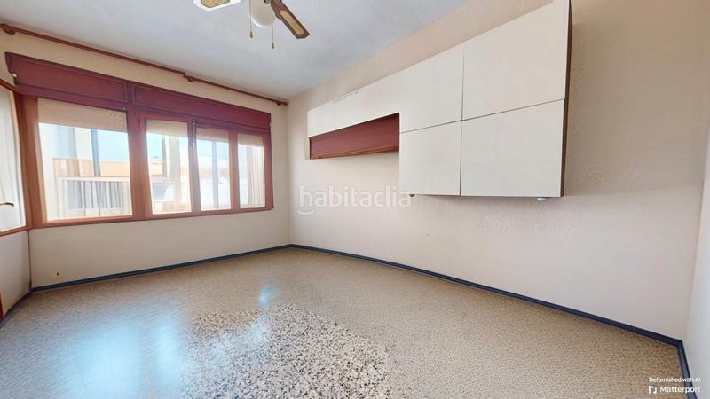 Foto 0945fee2-272d-4391-aff5-d338dc2c8551. Pis a Campello Pueblo Campello (el)