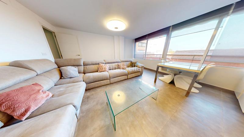 Foto 16f478b5-f0f8-4013-af12-ad2923e6a9fe. Pis amb calefacció a Centro San Juan de Alicante