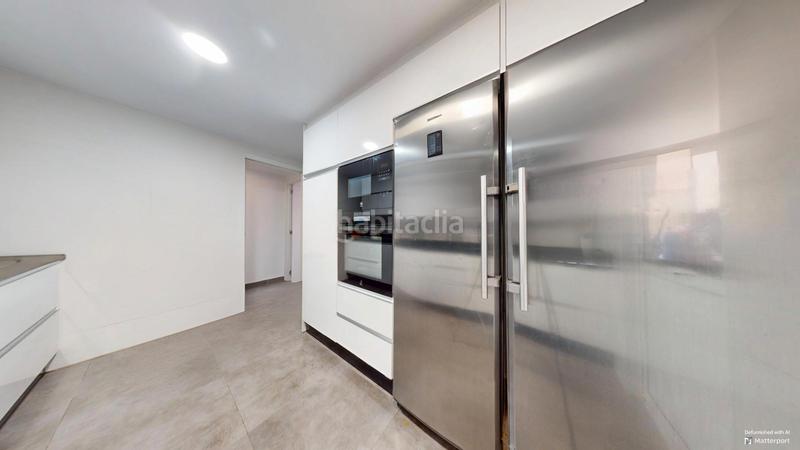 Foto 3b9e4edf-53f9-4402-9cde-9eebc7997c09. Pis amb calefacció a Centro San Juan de Alicante