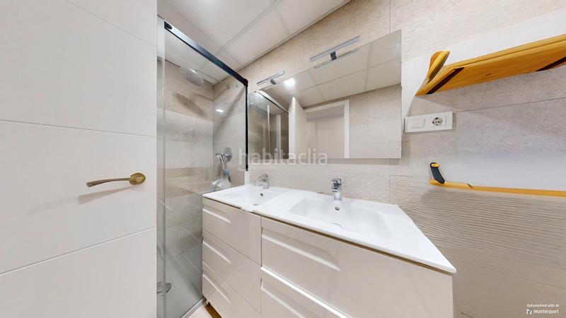 Foto 975033e7-80ee-49d4-bdc8-7083e84c62a2. Pis amb calefacció a Centro San Juan de Alicante