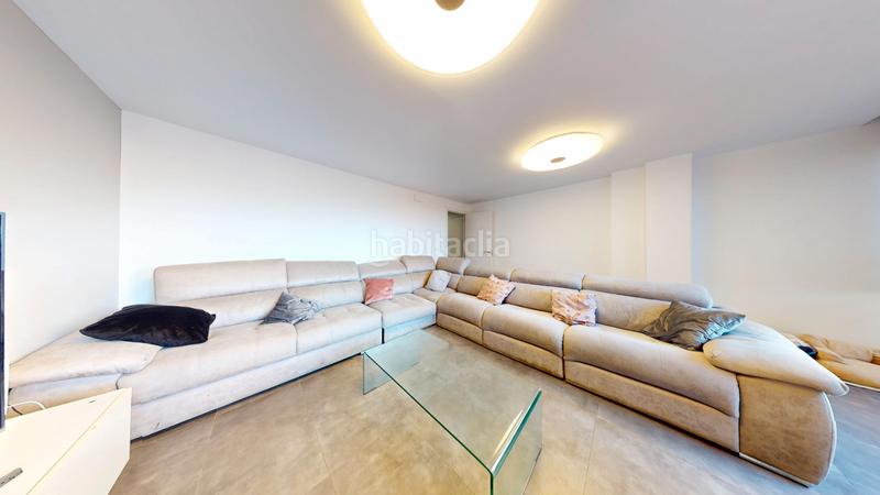 Foto b5f2610e-47aa-446f-972d-e4b58308f740. Pis amb calefacció a Centro San Juan de Alicante