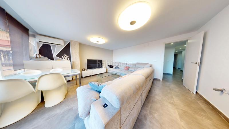 Foto bfc4673a-484b-4c6a-bbf9-8bdb74c65499. Pis amb calefacció a Centro San Juan de Alicante