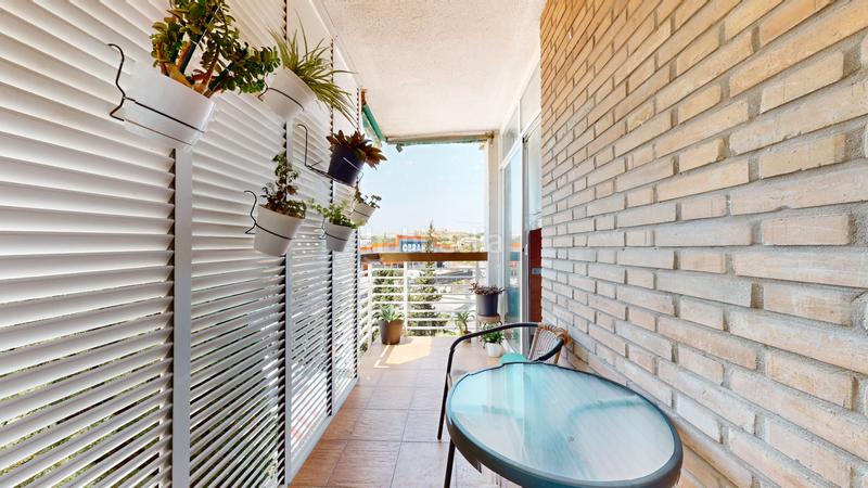 Foto 94895eee-08ee-4f49-b279-be54dcfed857. Appartamento con piscina in Vistahermosa Alicante