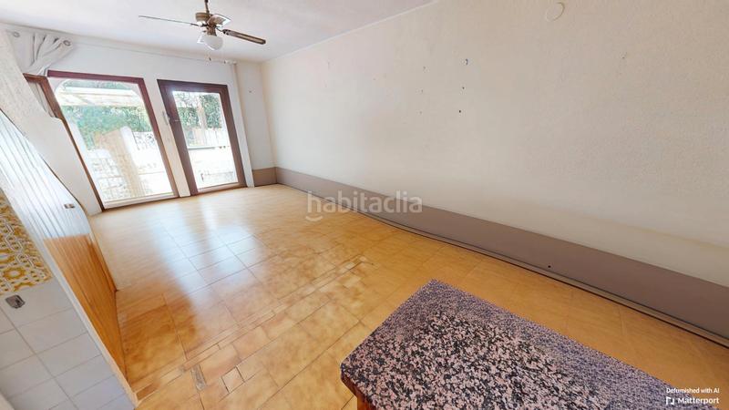 Foto f27e8775-04ec-44ae-a7ab-2f98b24e7f8e. Casa a schiera con riscaldamento parcheggio piscina in Campello (el)
