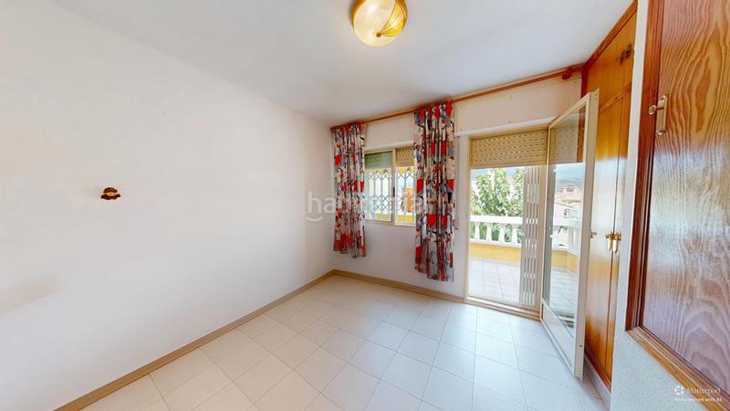 Foto 09770ded-0639-4928-b0ba-22c599810315. Casa adossada a carrer d'oriola 2 a Pueblo Acantilado-Lanuza Campello (el)