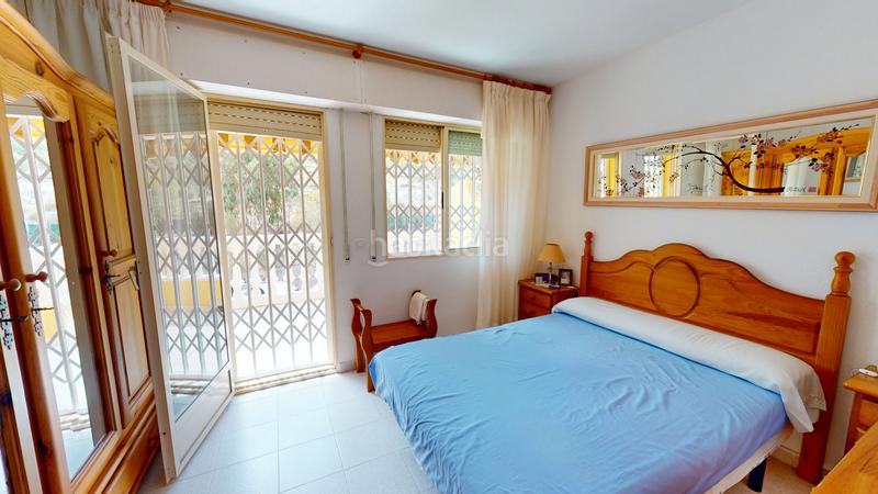 Foto 19415a6c-5450-4ba4-b574-aa552789f2b3. Casa adossada a carrer d'oriola 2 a Pueblo Acantilado-Lanuza Campello (el)