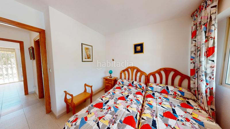 Foto 20e55fdf-d587-4033-a014-2bad5c7dff34. Casa adossada a carrer d'oriola 2 a Pueblo Acantilado-Lanuza Campello (el)