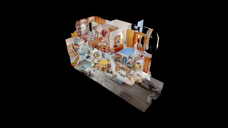 Foto 8aa68813-dfca-4b25-9d81-5ad501d2c4a7. Casa adossada a carrer d'oriola 2 a Pueblo Acantilado-Lanuza Campello (el)