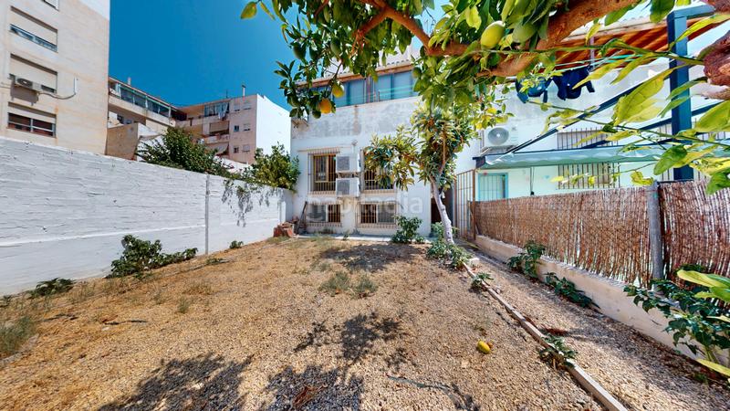 Foto 3a8b0dd1-a683-4ae1-9e94-4ba8653ef5d6. Piso espectacular bajo con jardin privado en Centro San Juan de Alicante