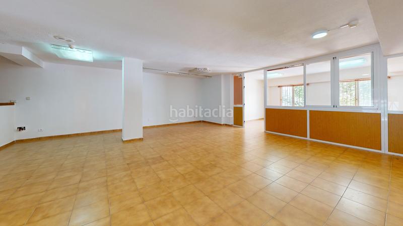 Foto 41267298-98a5-4476-95fd-6e24999c3057. Piso espectacular bajo con jardin privado en Centro San Juan de Alicante