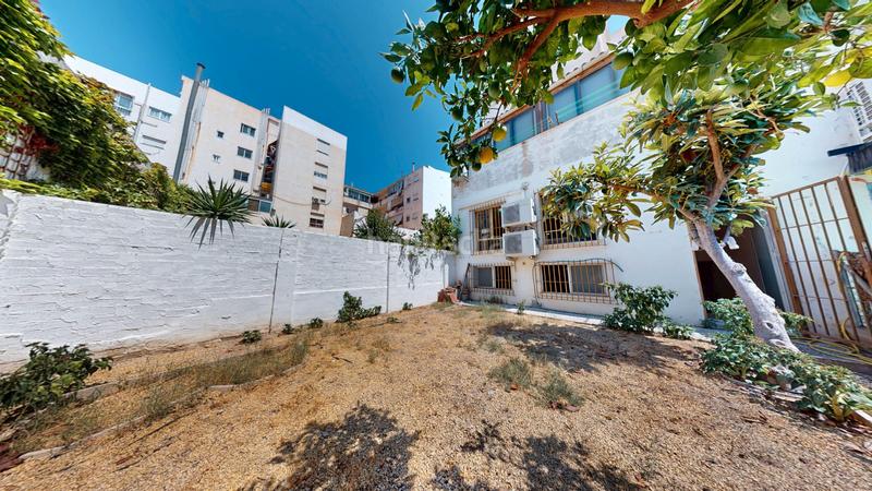 Foto d76b9dde-6c0f-4893-9afa-65615f26d788. Piso espectacular bajo con jardin privado en Centro San Juan de Alicante