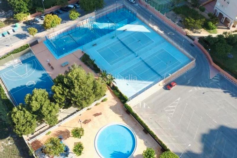 Foto a3873677-f252-4942-ba8c-de64fc0dd1cc. Pis amb aparcament piscina a Playa Muchavista Campello (el)