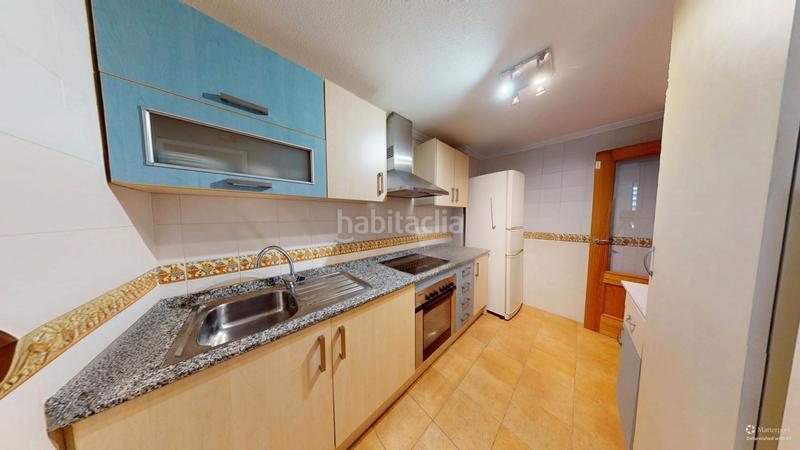 Foto 0c2a15fa-338c-4f67-a909-10c66b95bb17. Attique avec parking piscine dans Pueblo Acantilado-Lanuza Campello (el)