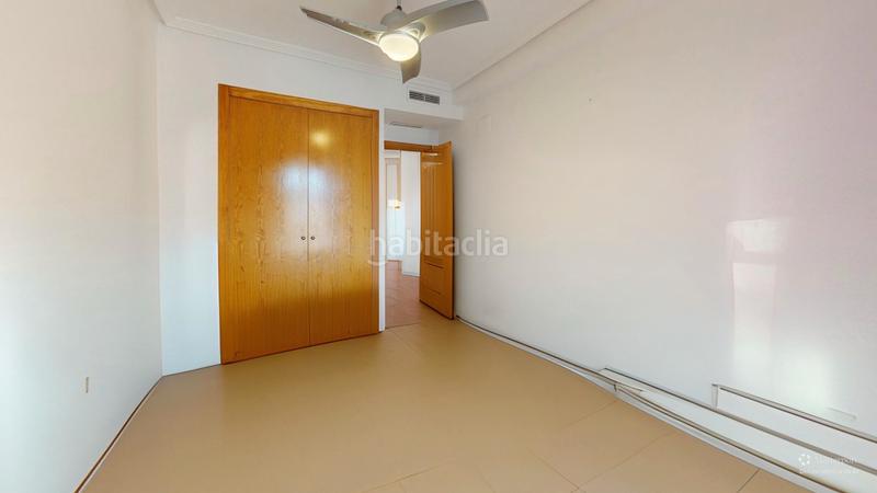 Foto 4a37b852-4b77-4275-871d-90f31ee5bf4c. Attique avec parking piscine dans Pueblo Acantilado-Lanuza Campello (el)