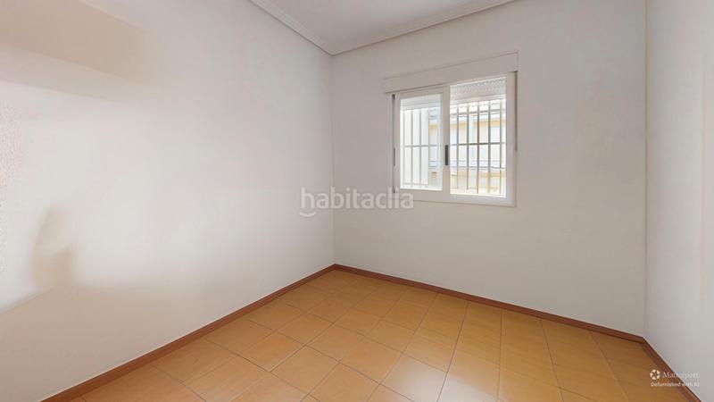 Foto d571202f-1b98-40c5-be3d-c9d5dae2e96c. Attique avec parking piscine dans Pueblo Acantilado-Lanuza Campello (el)